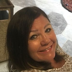 Meet your Posher, Sabrina